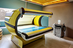 Beautiful woman enjoying make up 473160